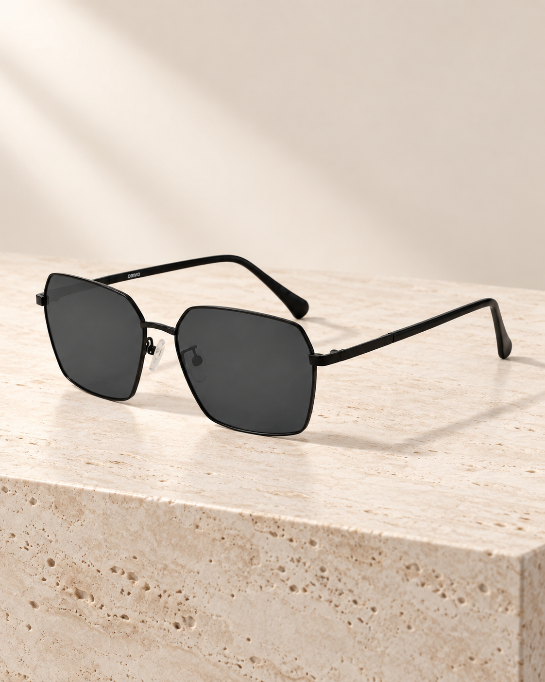 Photochromic sunglasses